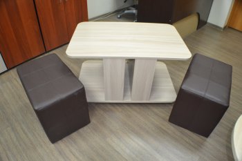 Журнальный стол с пуфиками (миссия) в Тогучине - mebel154.com